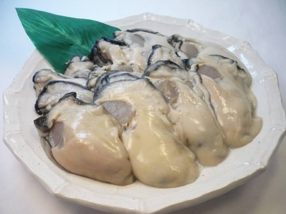 広島産カキ 鮮度抜群！特大サイズの２L（１ｋｇ） プリプリの食感＆濃厚な味わい リピーター続出！ 冷凍牡蠣（かき）_海のミルクと呼ばれる最高の贅沢をぜひッ！