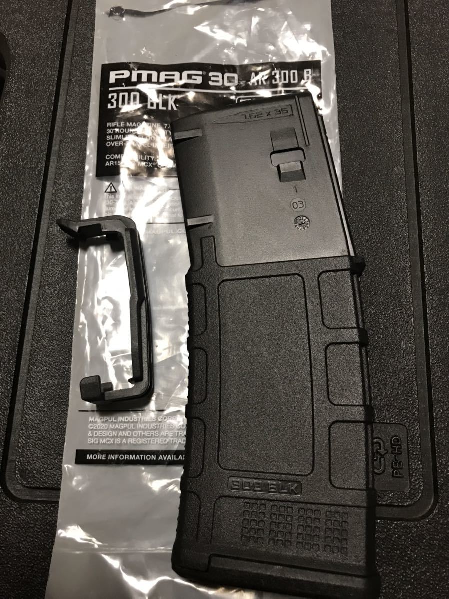 MAGPUL マグプル　PMAG 30 AR300B 300blk 7.62 マガジン　新品　加工ベース　または観賞用に BK