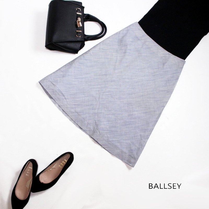 Beautiful Ballsey Ballsey Tomorrowland ■ Весна-лето Длина ниже колена Простая диагональная полосатая юбка из хлопка и льна No 38 No 9 Белый Темно-синий 