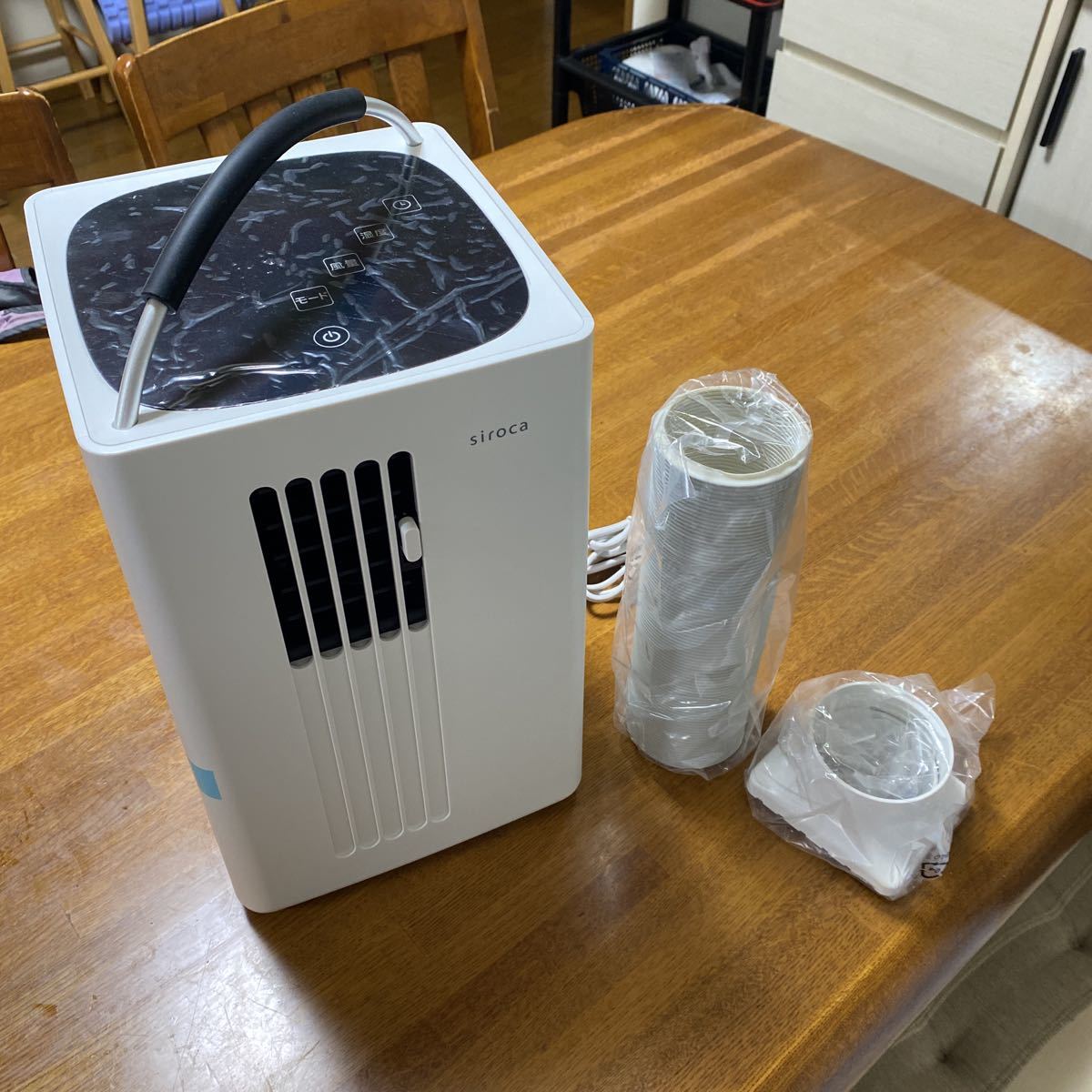 新品未使用】siroca シロカ SY-D151-W 除湿機能付きポータブルクーラー
