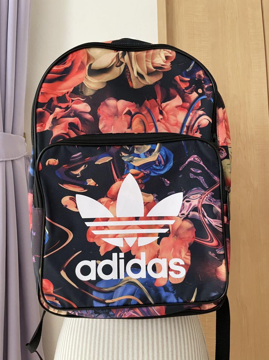 Yahoo!オークション - 新品タグ付き アディダス リュック 花柄 Yahoo!オークション - 新品タグ付き アディダス リュック 花柄