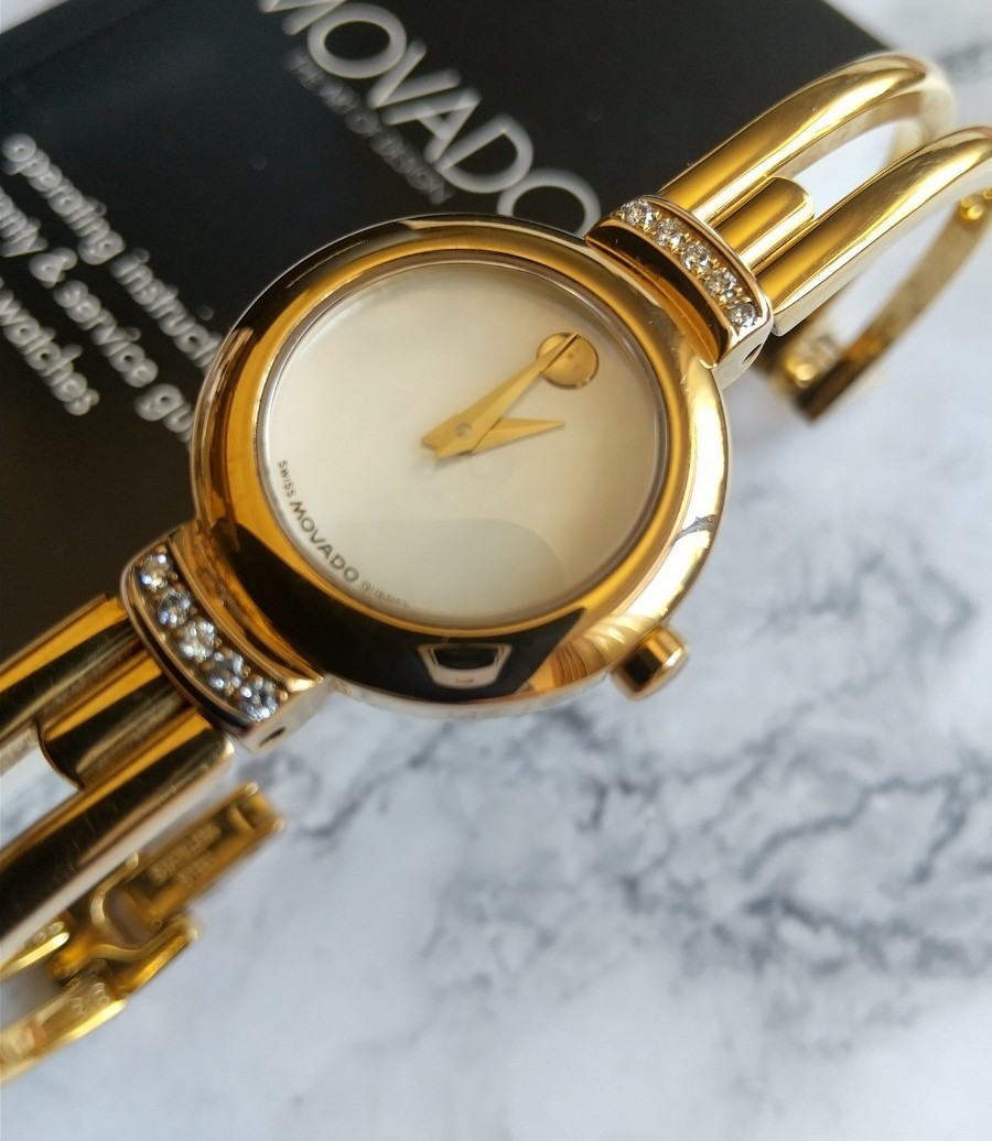 腕時計CASIO MTP-1175 クォーツ メンズ\u0026レディース 完動品 美品