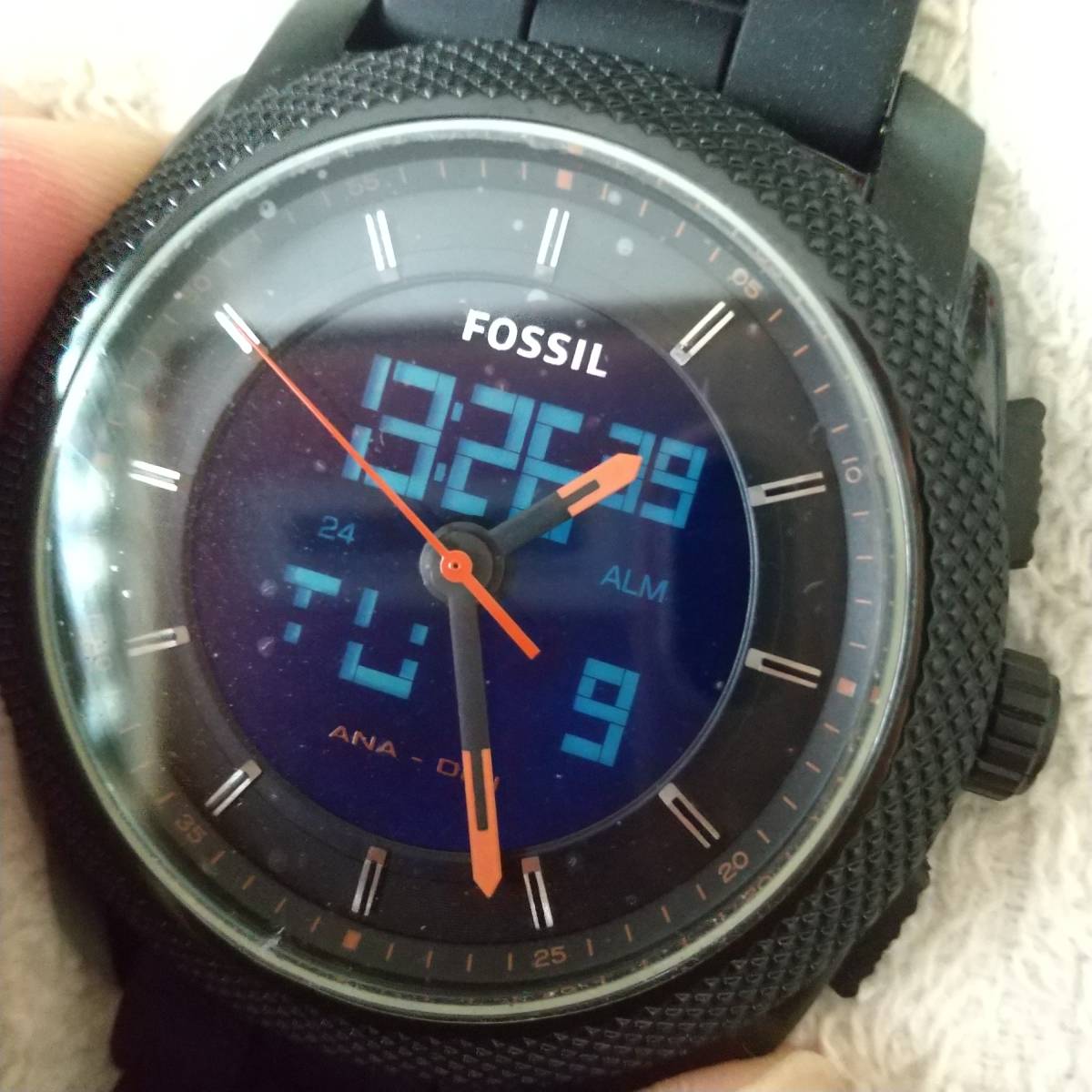 FOSSIL アナデジ ライト付 腕時計_画像4