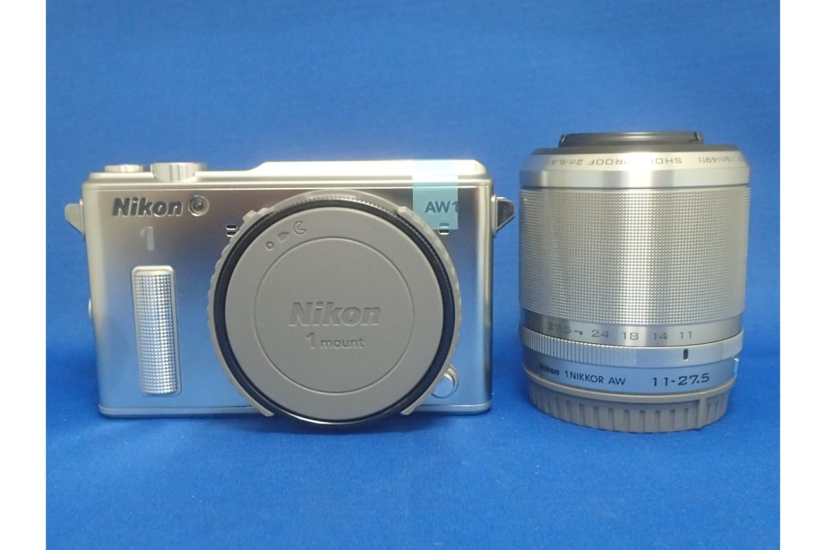 未使用品【ニコン / Nikon】防水レンズ交換式デジタルカメラ Nikon 1