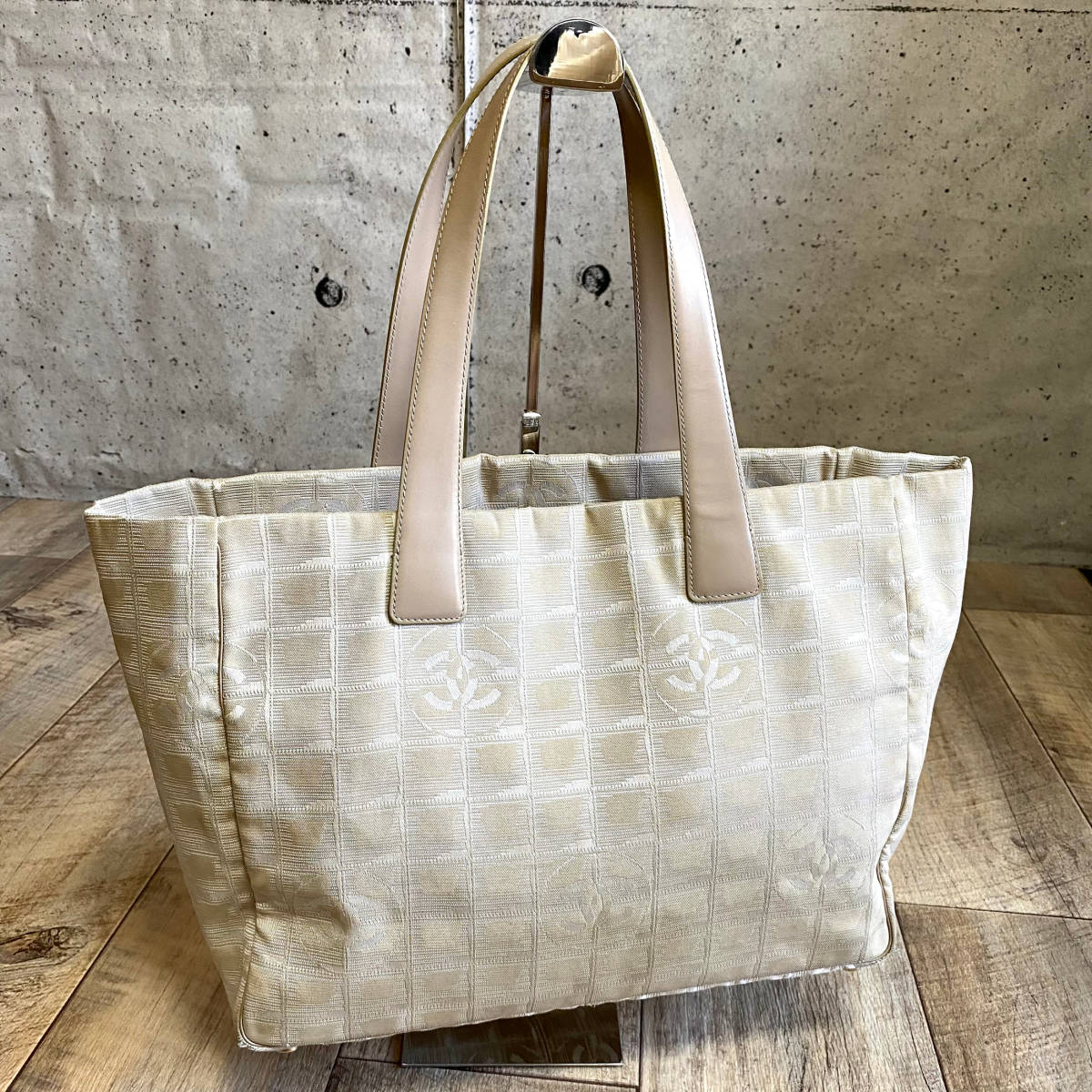 ヤフオク! - 本物☆CHANEL シャネル ニュートラベルライン トート...