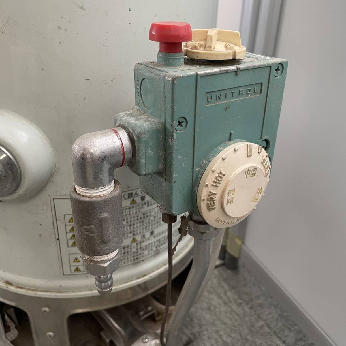 Yahoo!オークション - 細川熱器株式会社 湯沸器 DST-1 LPガス用 Yahoo!オークション - 細川熱器株式会社 湯沸器 DST-1 LPガス用