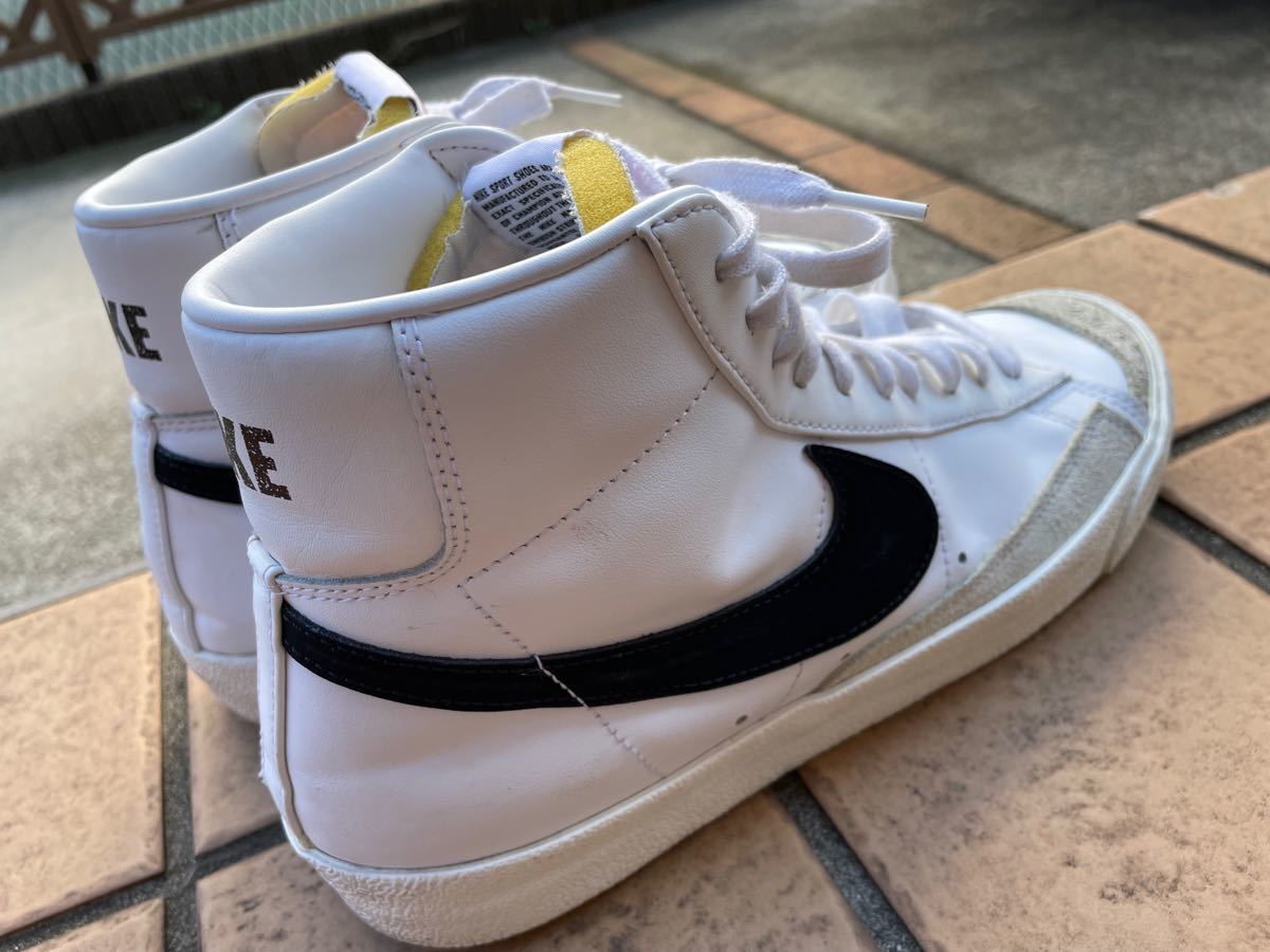 ナイキ ブレーザー ミッド77 ビンテージ ホワイト ブラック NIKE
