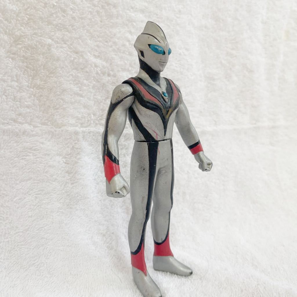 ウルトラマン イーヴィルティガ ソフビフィギュア_画像2