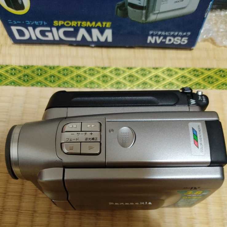 カメラ ビデオカメラ Panasonic NV-DS5 ビデオカメラ アクセサリーキット付 VW-PDS5 ビデオ 