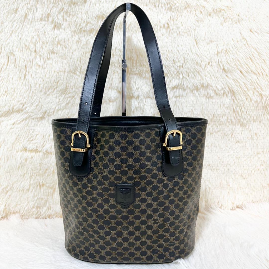 【美品】CELINE セリーヌ ハンドバッグ バケツ型 トリオンフ マカダム ブラック PVC レザー ゴールド金具 トートバッグ レディース