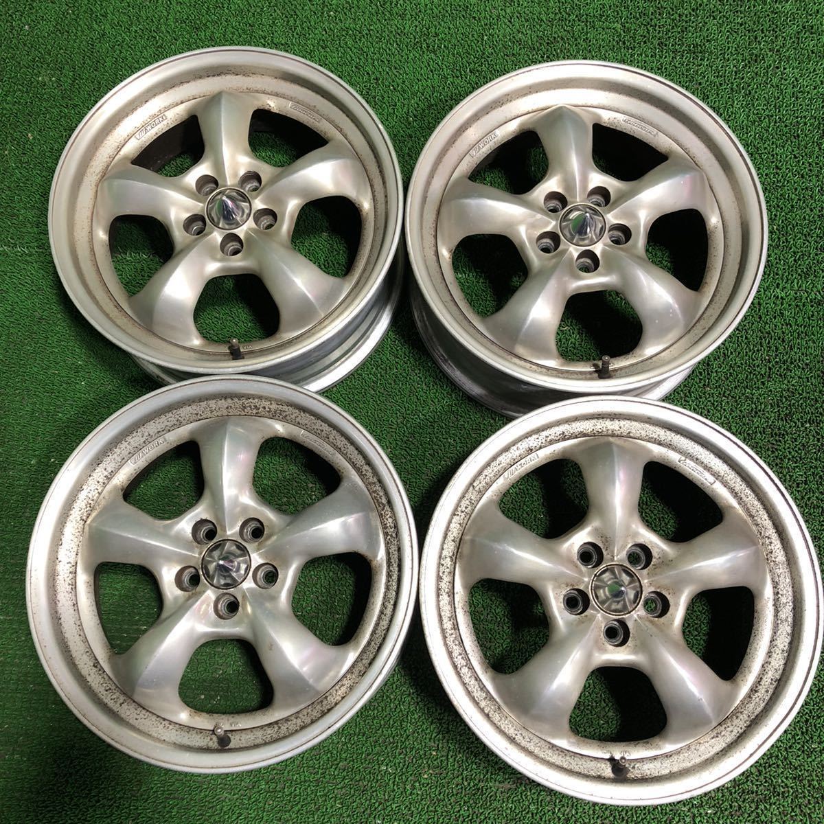 AA 733 《 WORK 》グッカーズ 17インチ ☆ Goo Cars ☆ 7J 5穴 100 +35
