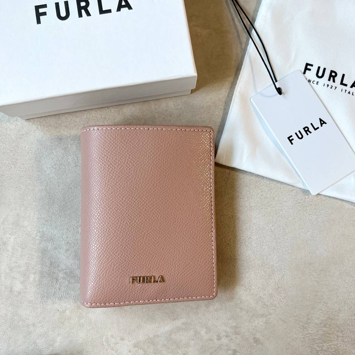 新品未使用箱付き】FURLA フルラ 二つ折り財布 ミニウォレット ピンク
