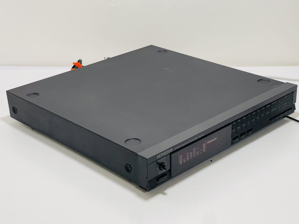 KENWOOD STEREO GRAPHIC EQUALIZER GE-710 MADE IN JAPAN KENWOOD STEREO GRAPHIC EQUALIZER GE-710 MADE IN JAPAN
