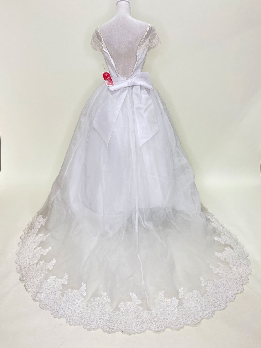 中古 ウェディングドレス Lovely Wedding クラウディア ホワイト７号T 半袖タイプ W-93の画像3