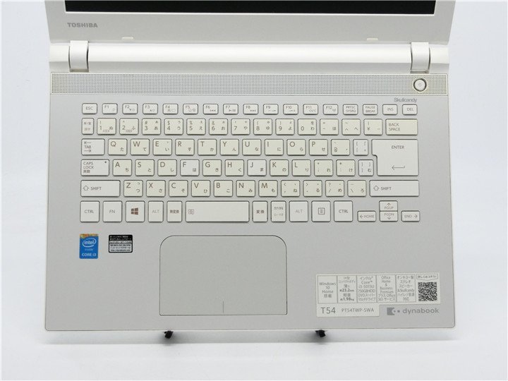 TOSHIBA T54/TW i5 5015U 2.1GHZ 6GB  白ムラあり 右側面破損あり 詳細不明 ノートPCパソコン ジャンク品の画像3