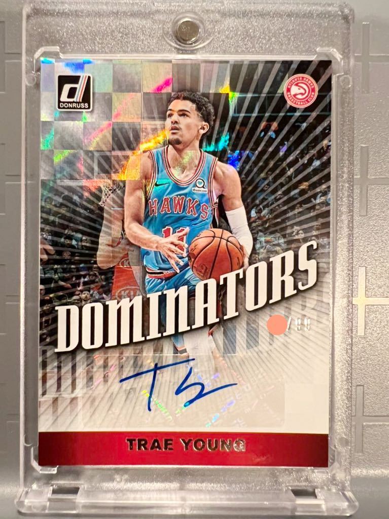 激レア/99枚限定 Auto 19 Panini Dominators Trae Young トレイ・ヤング NBA 直筆 サイン Hawks ホークス ユニフォーム バスケ All-star