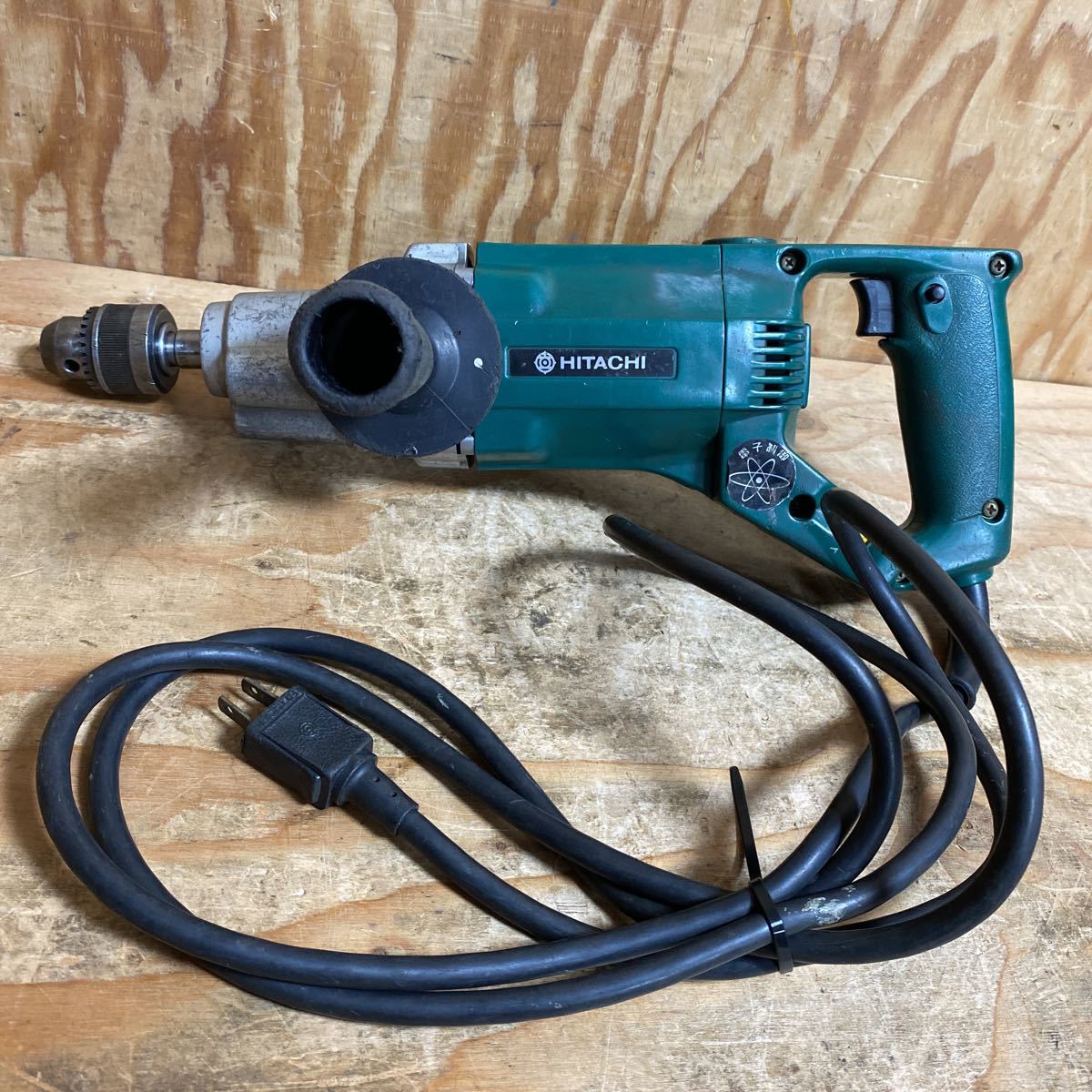 Yahoo!オークション - 日立工機 8mm タッパ UT8V 電動タッパ Yahoo!オークション - 日立工機 8mm タッパ UT8V 電動タッパ