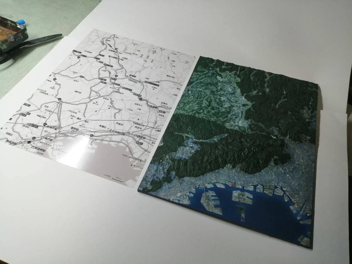 神戸市　西宮市と六甲山北部の山並み　模型寸法 300mm×223mm　透明地図付き　　_画像4