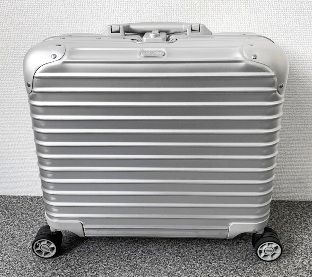 海外限定】 RIMOWA RIMOWA TOPAS ARROWS別注 ホワイト リモワ UNITED