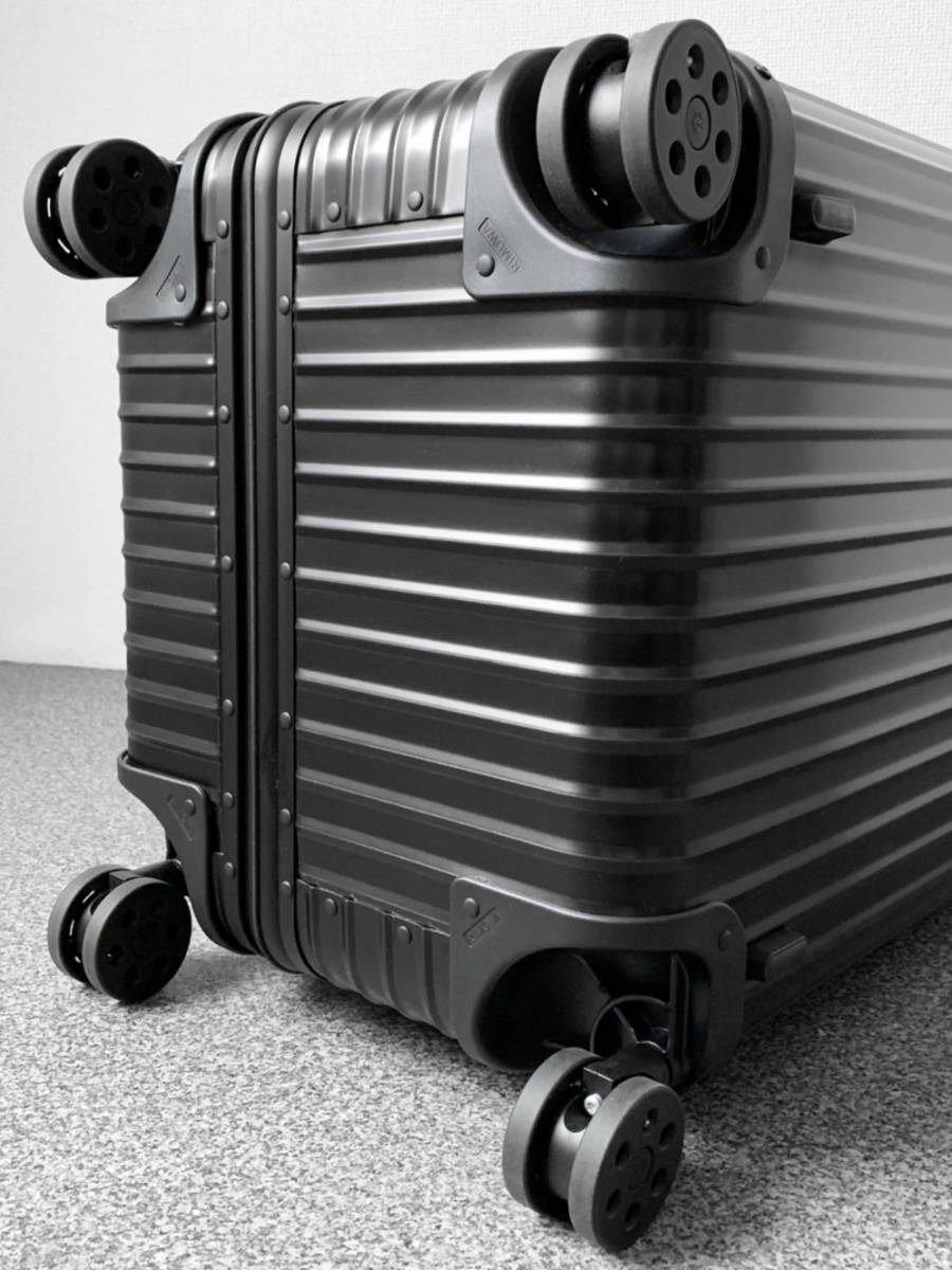 RIMOWA ORIGINAL TRUNK PLUS リモワ オリジナル トランク プラス RIMOWA ORIGINAL TRUNK PLUS リモワ オリジナル トランク プラス