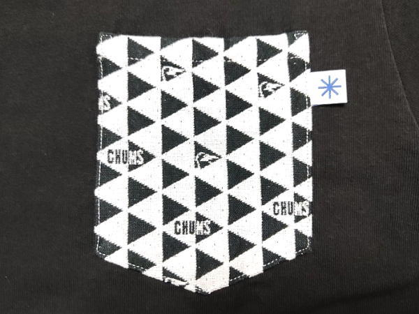 【送料185円】 CHUMS チャムス 東北限定 ポケットTシャツ 米織小紋・鱗2 (M) ブラック / ch01-2046_画像2