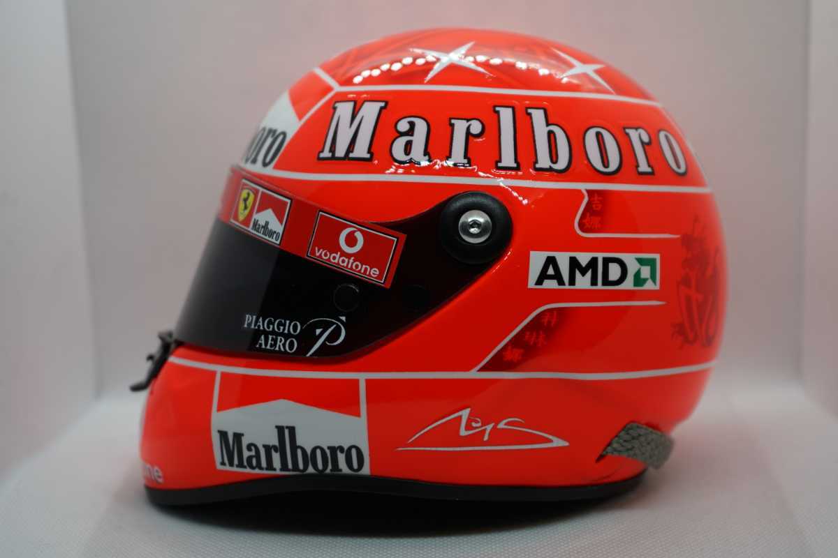 F1 フェラーリ ミハエル シューマッハ ミニチュア ヘルメット マルボロ仕様 1/2ヘルメット ミハエル・シューマッハ スクーデリア