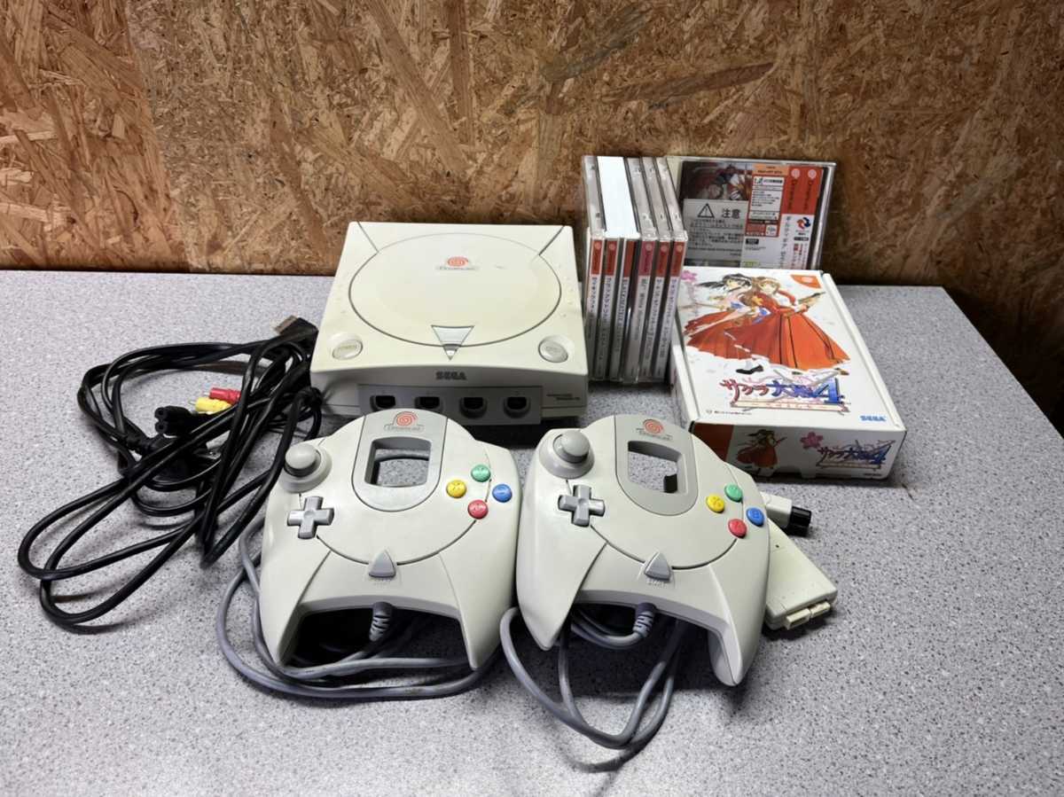 いラインアップ 〇 セガサターン ドリームキャスト 本体 ソフト5本付