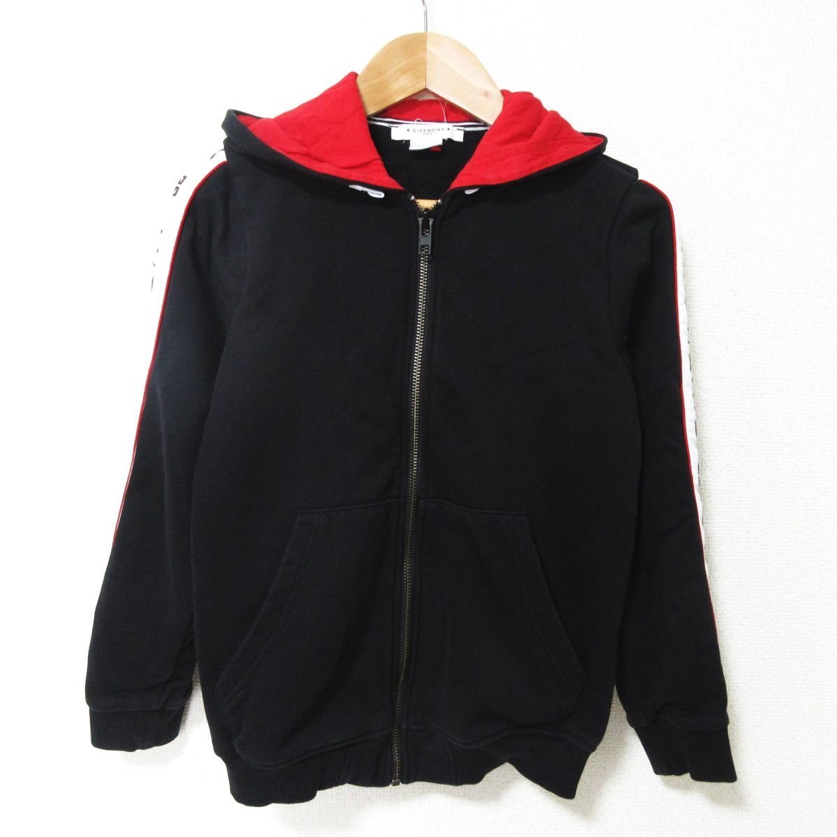 GIVENCHY(ジバンシィ)ロゴラインジップパーカー www.switzelint.com