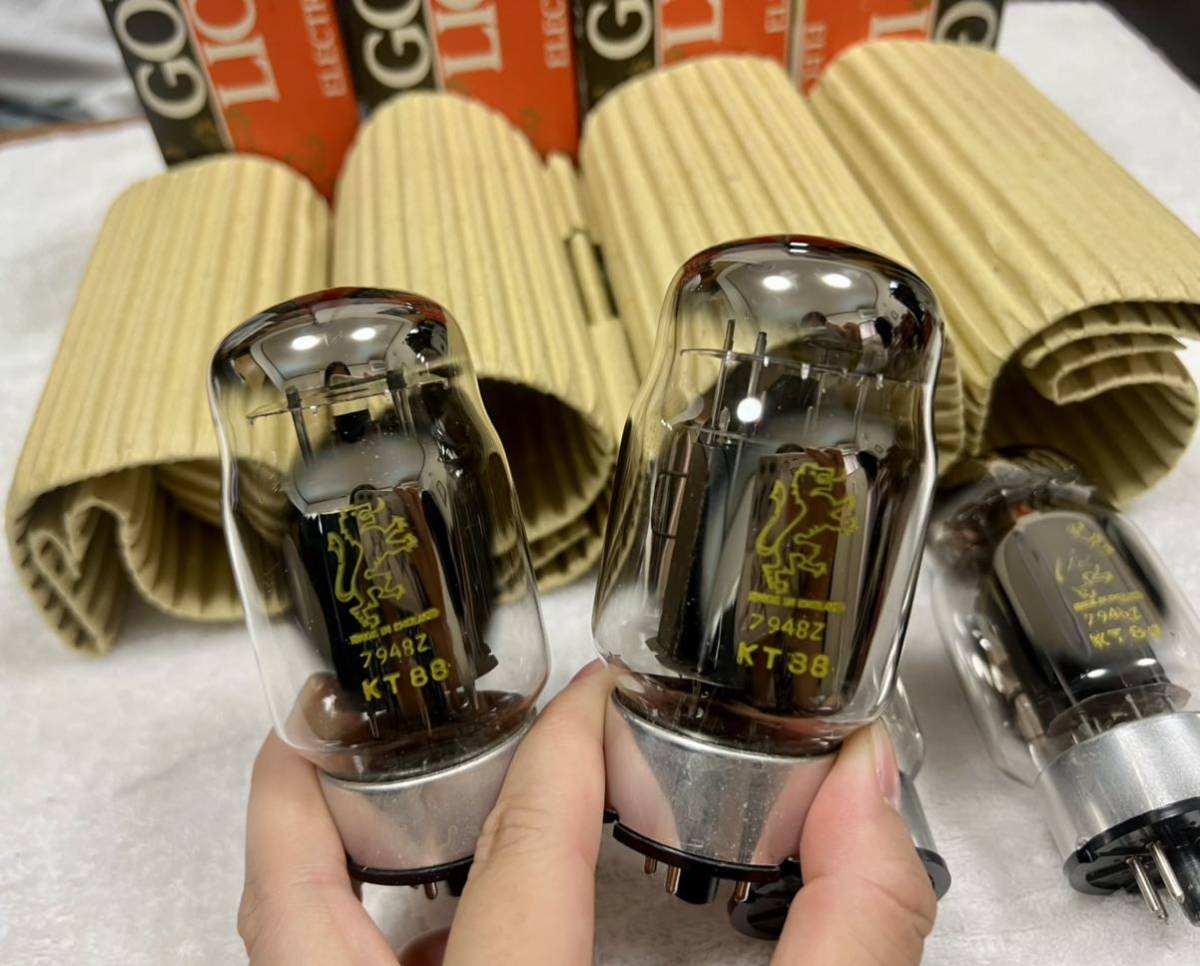 真空管 GOLD LION 英国(UK)製のKT88 4本セット!元箱付き!新品近い