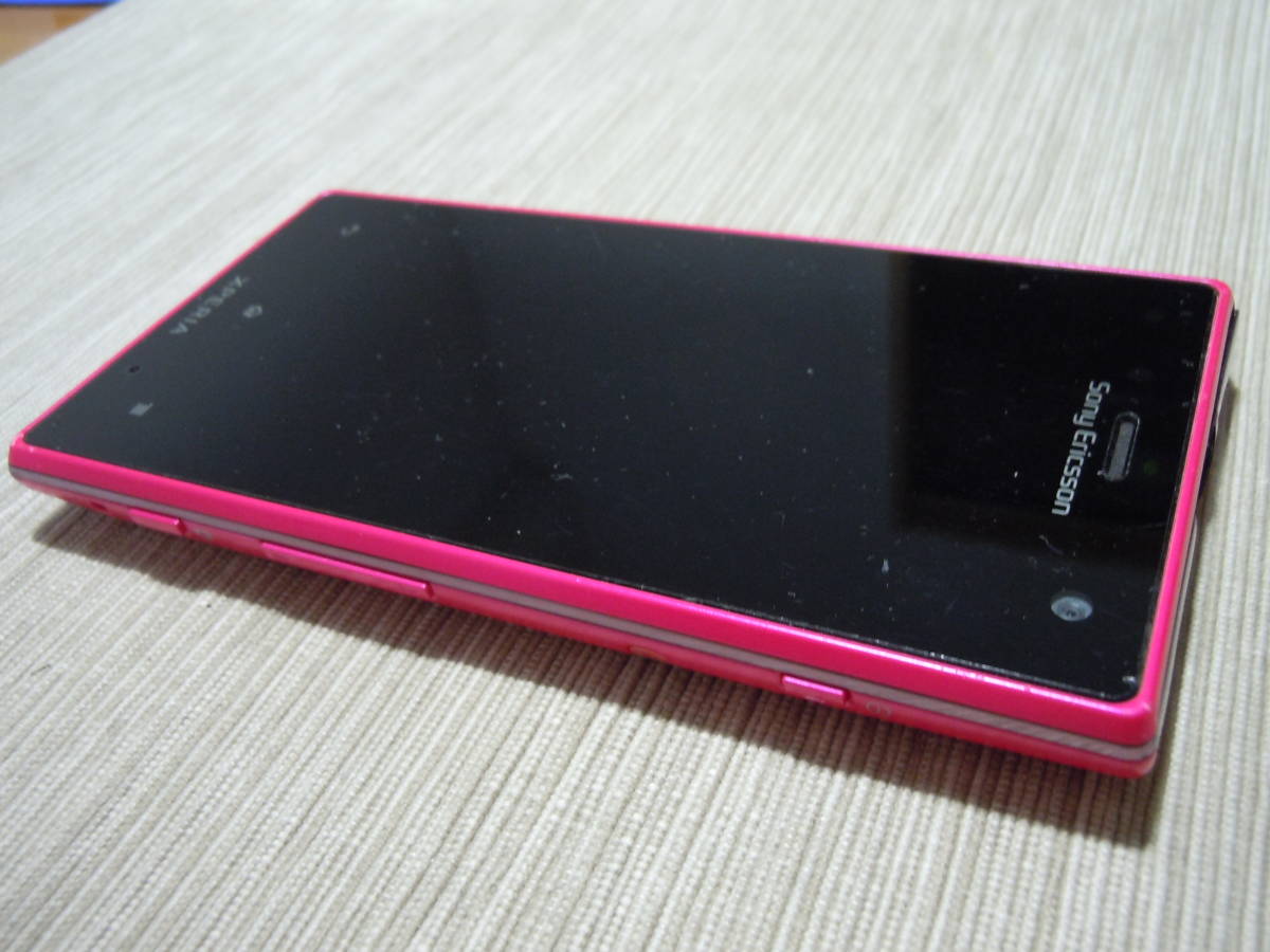 中古美品！■ドコモdocomo SONY Xperia acro HD SO-03D SAKURA(ピンク)■_画像1