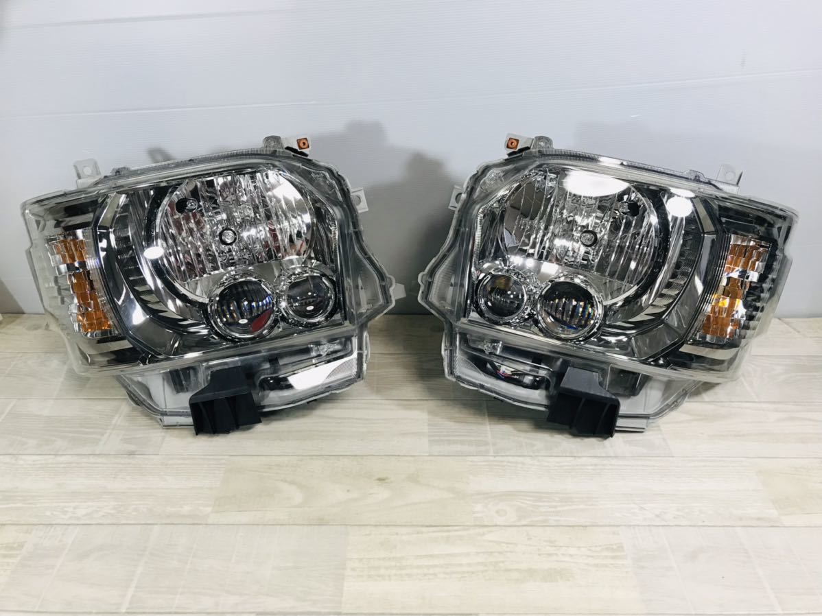 73%OFF!】 極美品 200 ハイエース ワイド LED ダークプライム2 左右