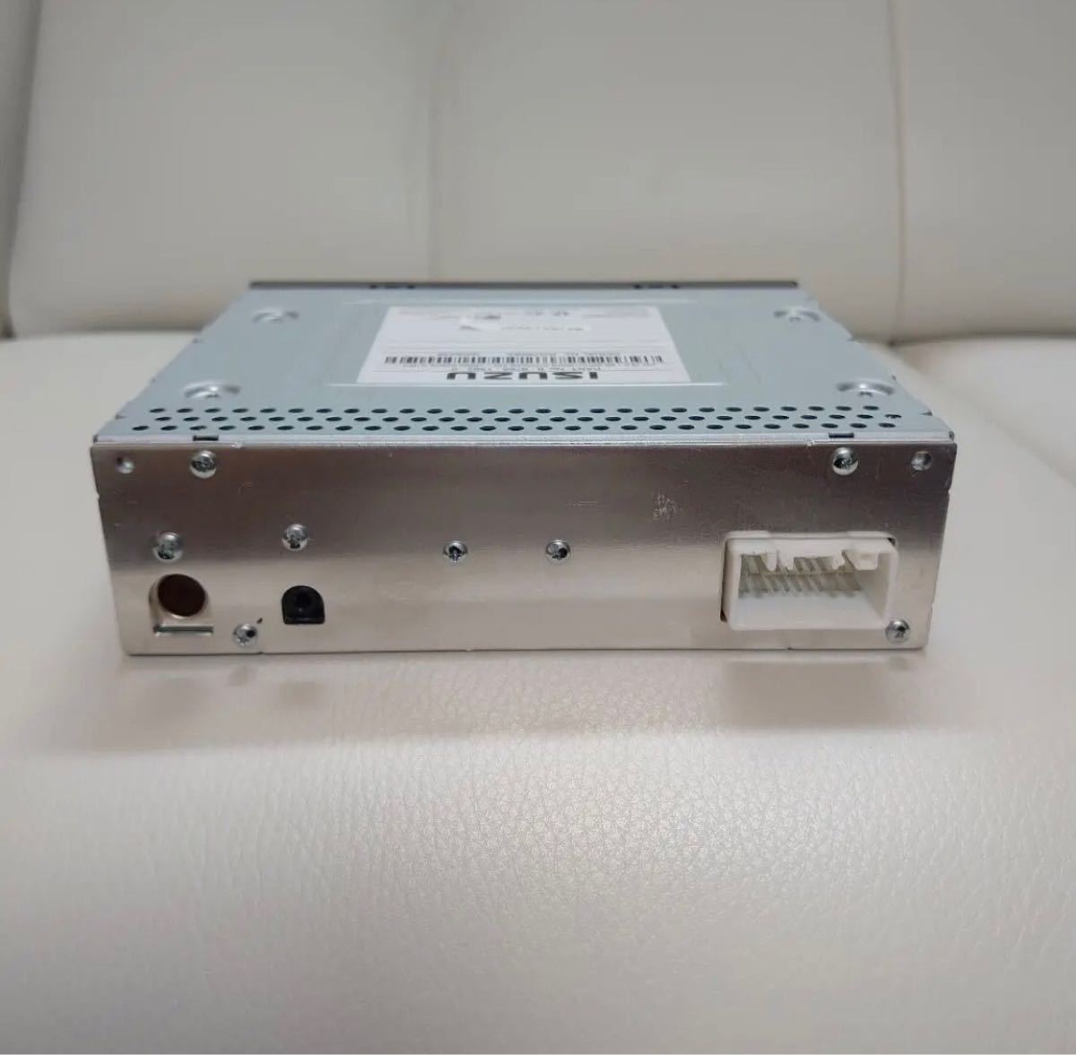 新車外し いすゞ ラジオ AM/FM USB Bluetooth 10台 ① | aventueras.ch