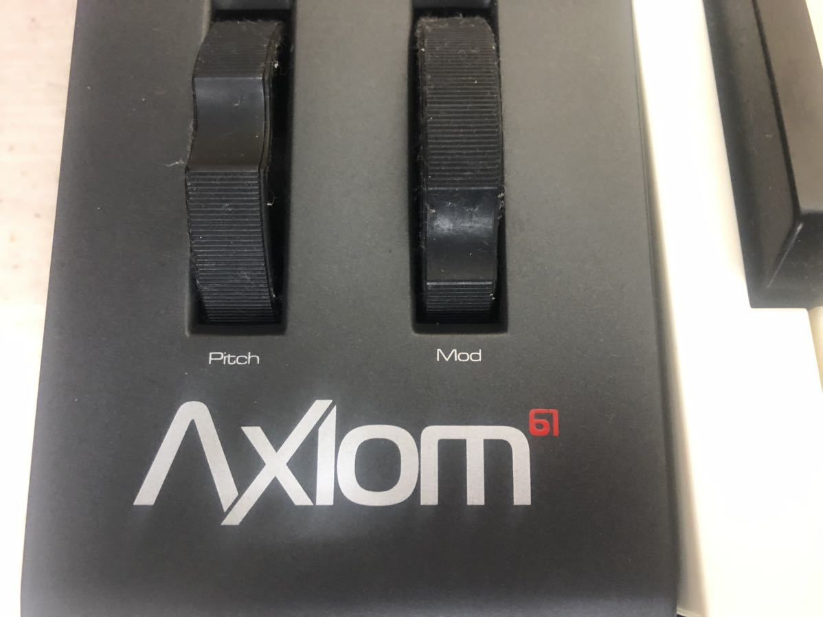 I # M-AUDIO 61鍵盤セミウェイテッドMIDIコントローラー Axiom 61 AXIOM61 通電確認済み_画像3