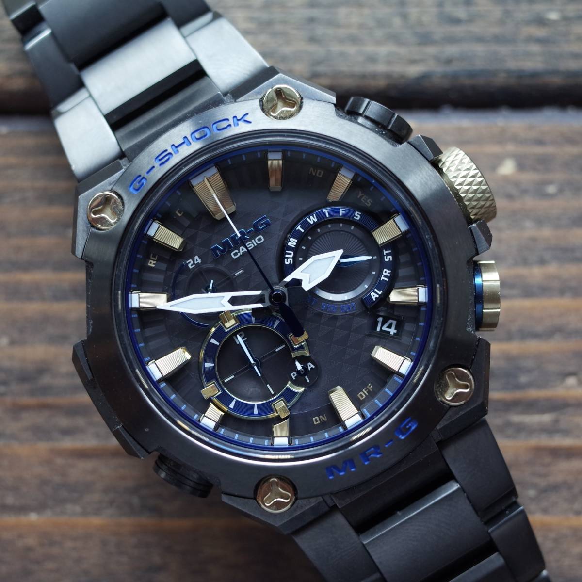 4602 beautiful goods / operation goods /G-SHOCK /MR-G/MRG-B2000B-1AJR/. color / regular price Y33 ten thousand / written guarantee / box / koma /Bluetooth installing / radio wave solar /CACIO/ Casio /ji- shock 