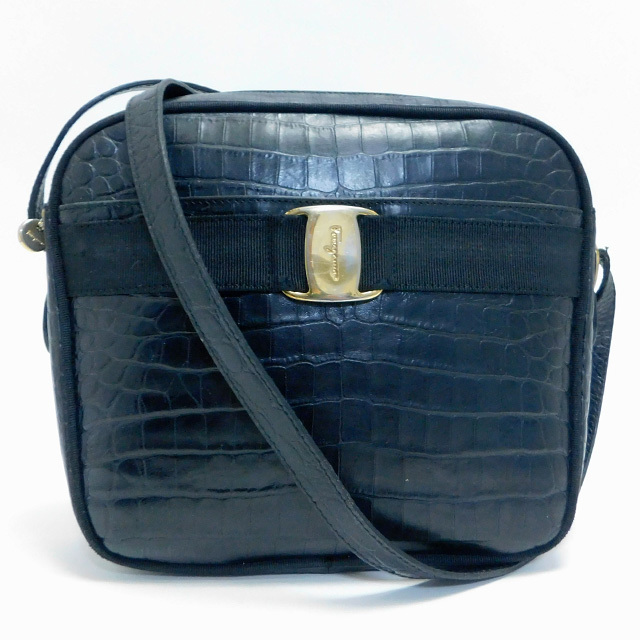 Ferragamoフェラガモ ショルダーバッグ ポシェット ヴァラ クロコ型