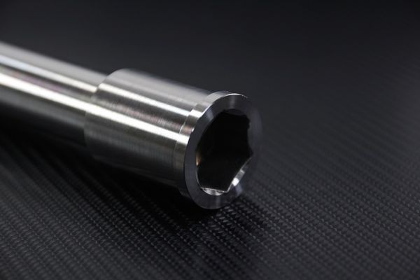 ZRX1200R 64チタン製 フロント アクスルシャフト ZRX1200S ZRX1200R 64チタン製 フロント アクスルシャフト ZRX1200S