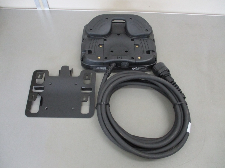 KEYENCE KCC-REM-KEY-0976A / VT3-V6H カラータッチパネル 24VDC KEYENCE KCC-REM-KEY-0976A / VT3-V6H カラータッチパネル 24VDC