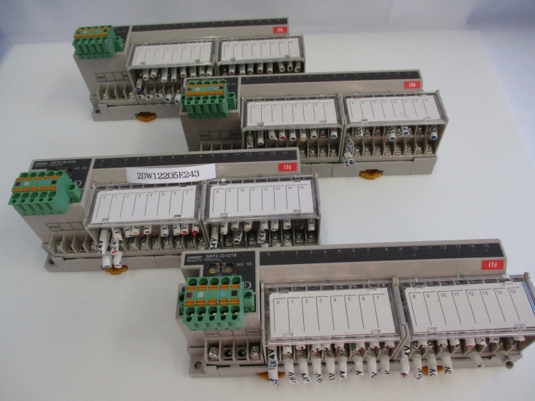 OMRON DRT2-ID16TA リモートI/Oターミナル(3段端子台タイプ)4個 ...