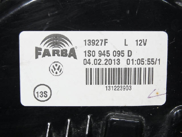 H25年 VW up! アップ DBA-AACHY 左テールランプ FARBA、1SO-945-095-D [ZNo:02001236]の画像3