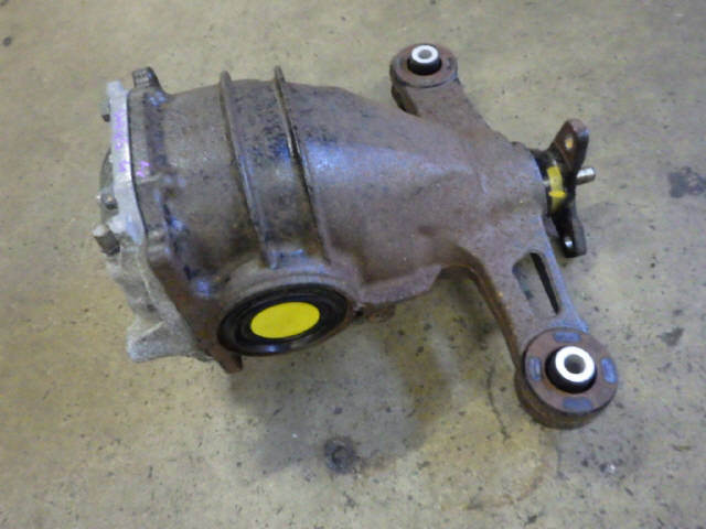 H25 year Lexus IS 300h AVE30 rear rigid diff rear diff 48184km 41110-53310 30 series [ZNo:03008647]