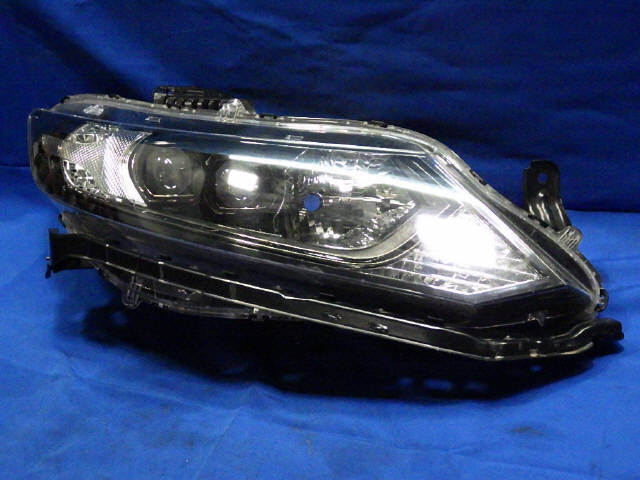 H27年 ジェイド FR5 右ヘッドランプ 右ヘッドライト LED STANLEY W2345 33100-T4P-J11[ZNo:03008829]_画像1