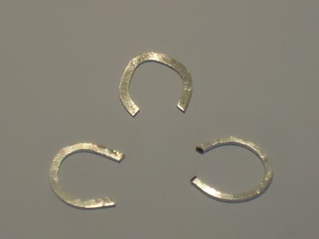  record _ Rene sun sUSA most the first period same axis silver line wire diameter 5mm core line only use ( core wire diameter 1mm) 1 piece shell - arm interval Mac ring appearance 