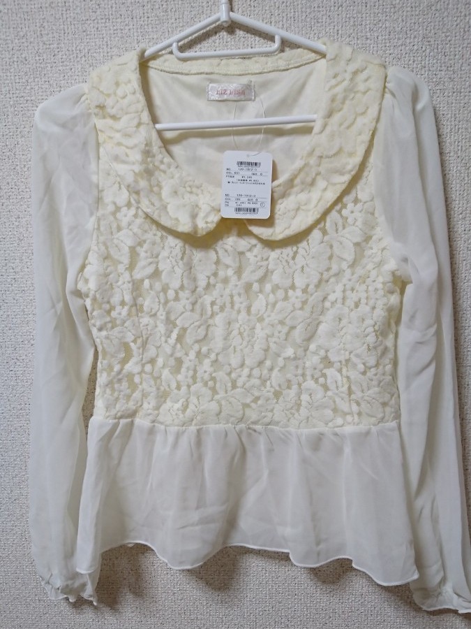 新品未使用タグ付き LIZ LISA リズリサ カットソー トップス 新品未使用タグ付き LIZ LISA リズリサ カットソー トップス