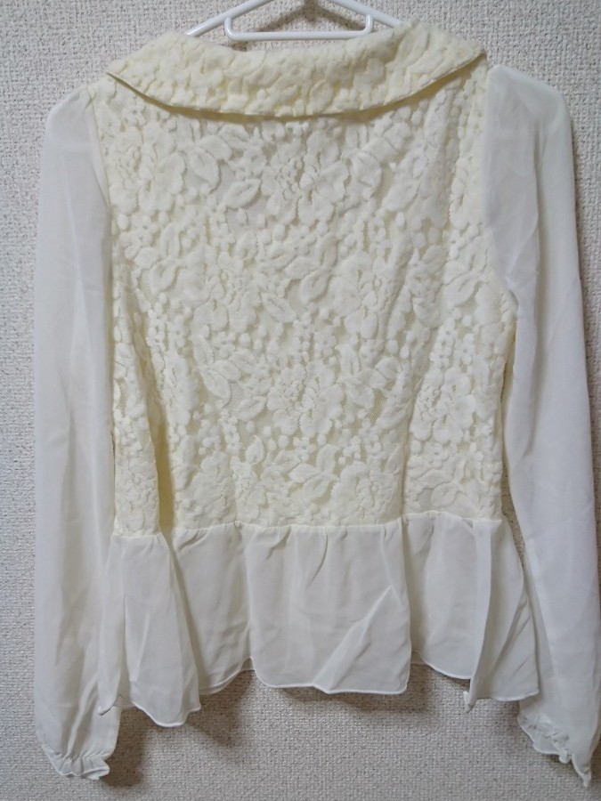 新品未使用タグ付き LIZ LISA リズリサ カットソー トップス 新品未使用タグ付き LIZ LISA リズリサ カットソー トップス