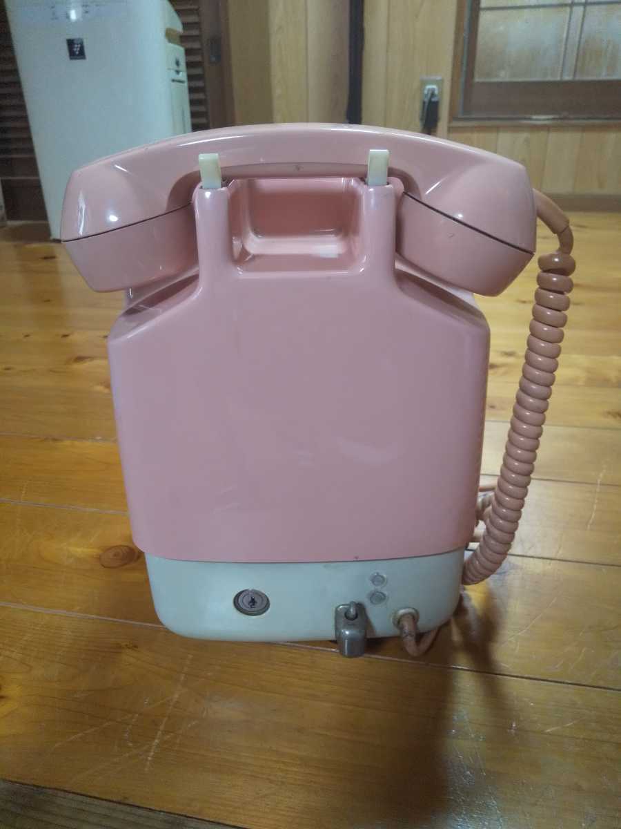  mania worth seeing. special simple public telephone. Showa era 41 year installation.