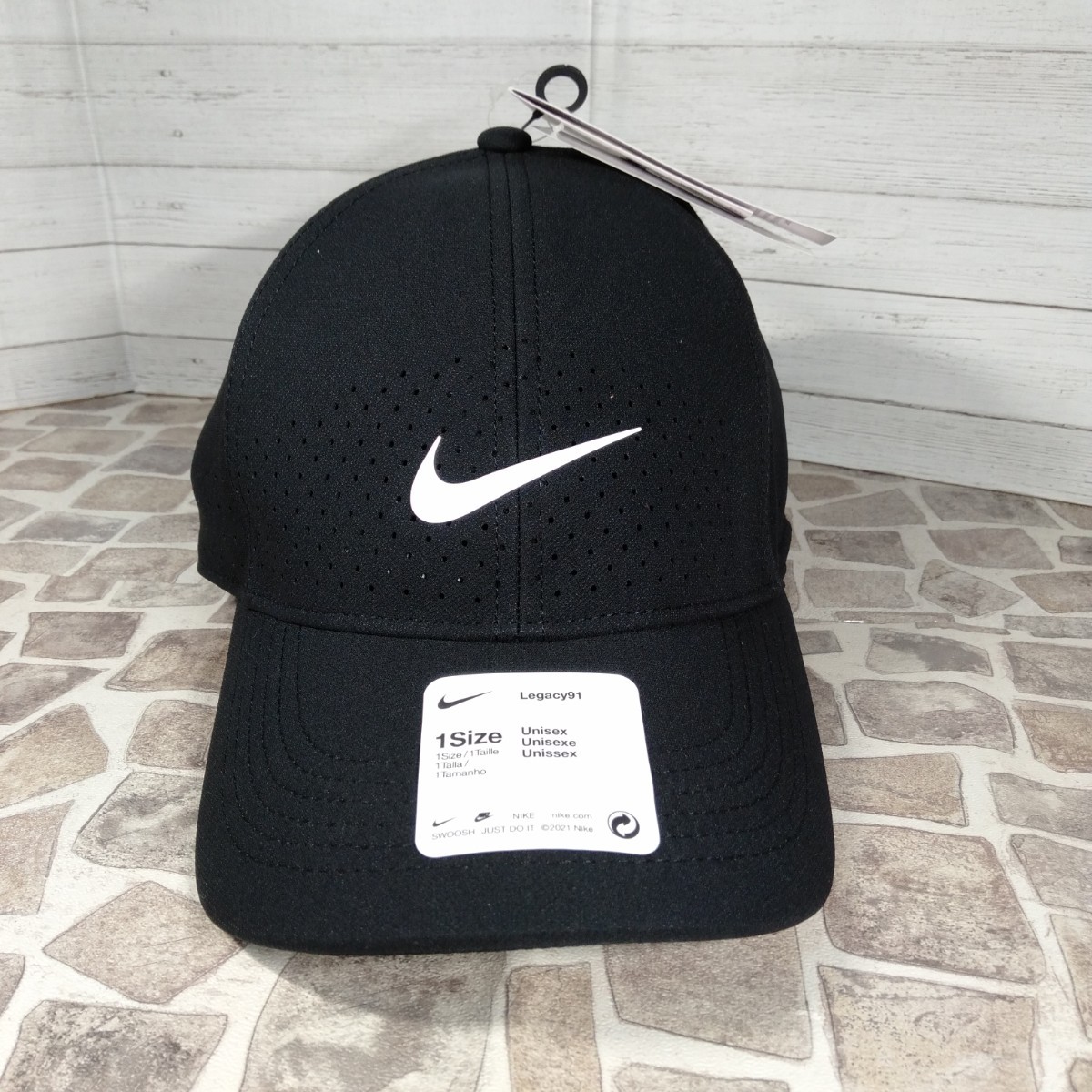 【レガシー91 】NIKE　ナイキ　ブラック　57-59cm ランニングキャップ　新品　タグつき　ジム　テニス　熱中症対策　ゴルフ