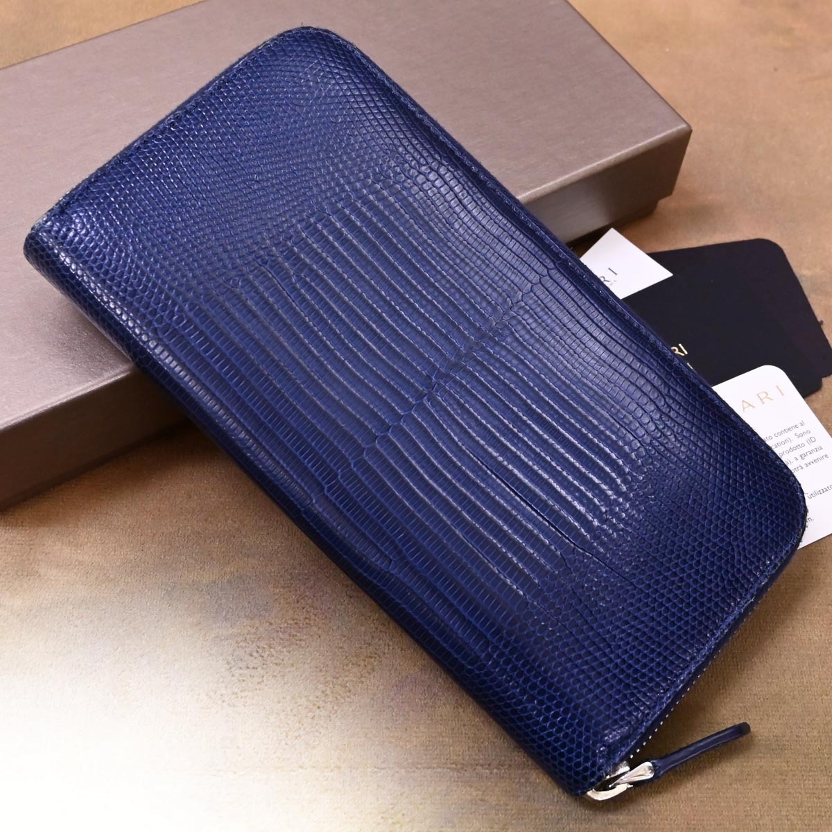 本物 超美品 ブルガリ 極希少 最高級リザードレザー BVLGARI BVLGARI