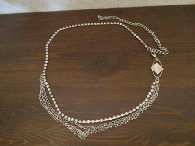  silver color rhinestone entering chain belt (USED)70617