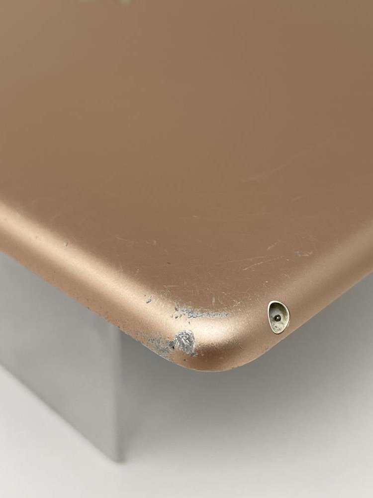 890【動作確認済】 iPad 第8世代 128GB Wi-Fi ゴールド | www.caspae.pt