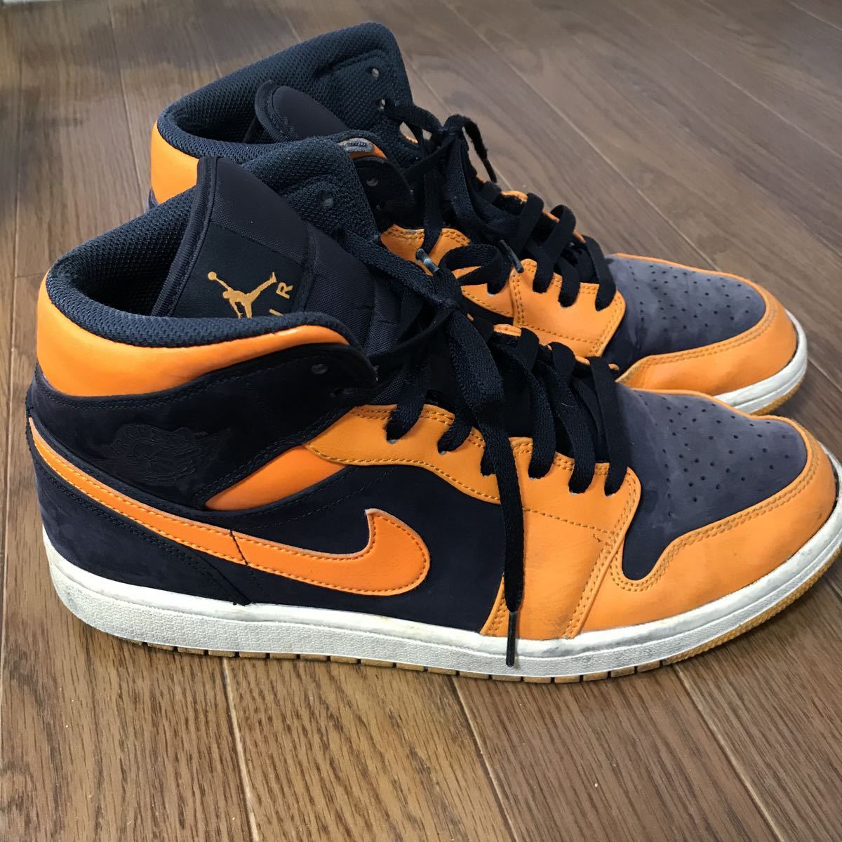 ナイキエアジョーダン1 AIR JORDAN RETRO HIGH オレンジ×ブラック28.5センチ_画像5